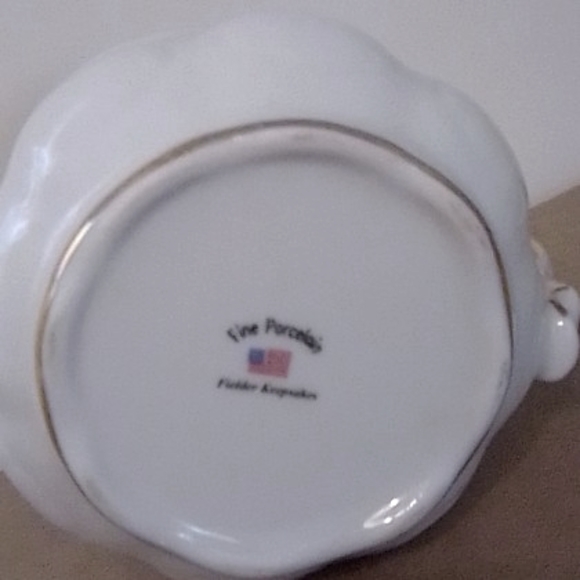 Porcelain cup and trinket box - Picture 9 of 14